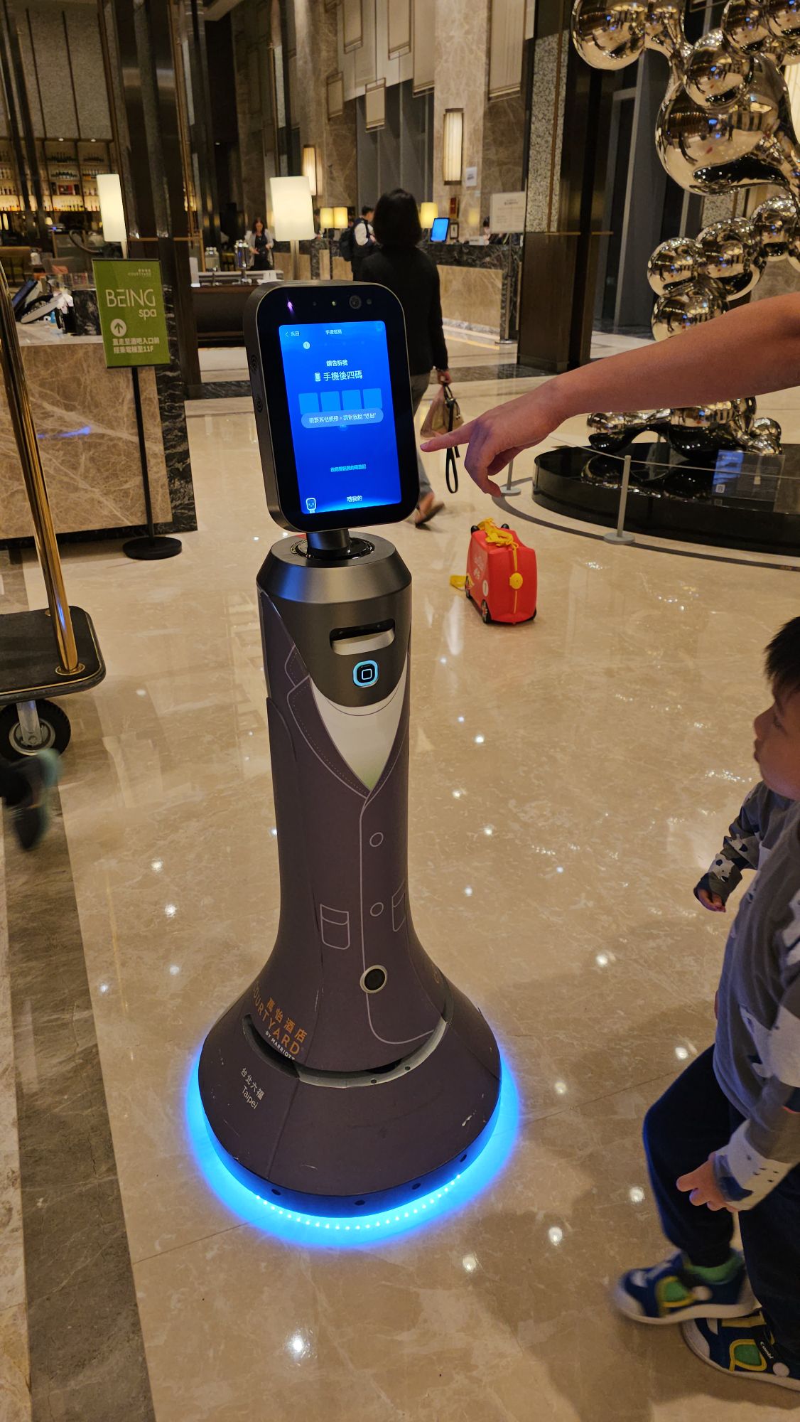 Marriott Taipei lobby