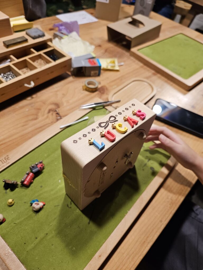 Making Personalized Wooden Photo Frame and Music Box at Wooderful Land