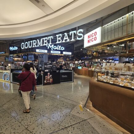 Food Court at Emquartier